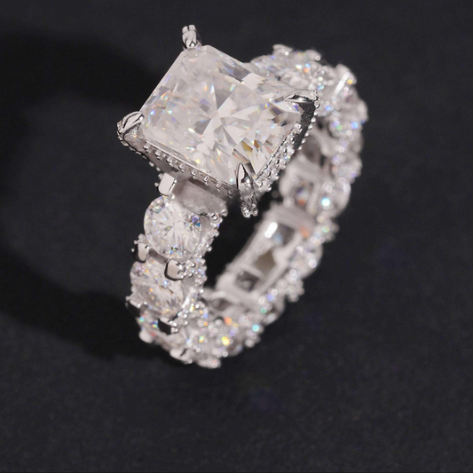 Luxury 5Ct Radiant Silver Ring